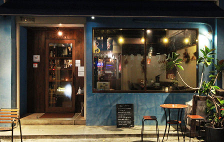 久茂地店の外観